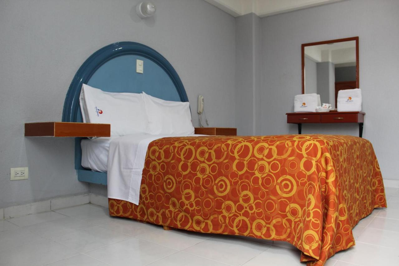 Hotel Central Puebla Bagian luar foto